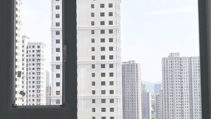 框架式玻璃幕墙施工：关键步骤解析**